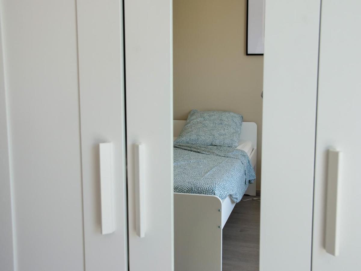 Maison Neuve Lumineuse Avec Jardin, Parking Prive Holiday home